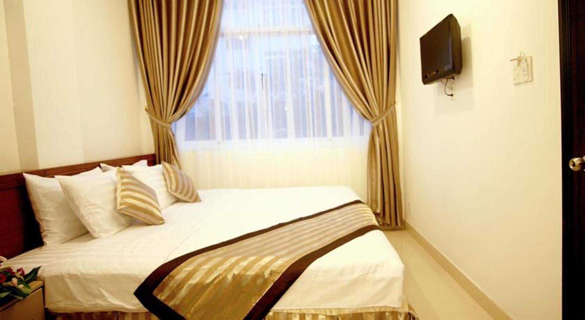 הו צ'י מין סיטי New Sunny Hotel מראה חיצוני תמונה